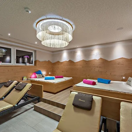 Liebes Caroline 4-sterne-hotel 酒店 佩尔蒂绍